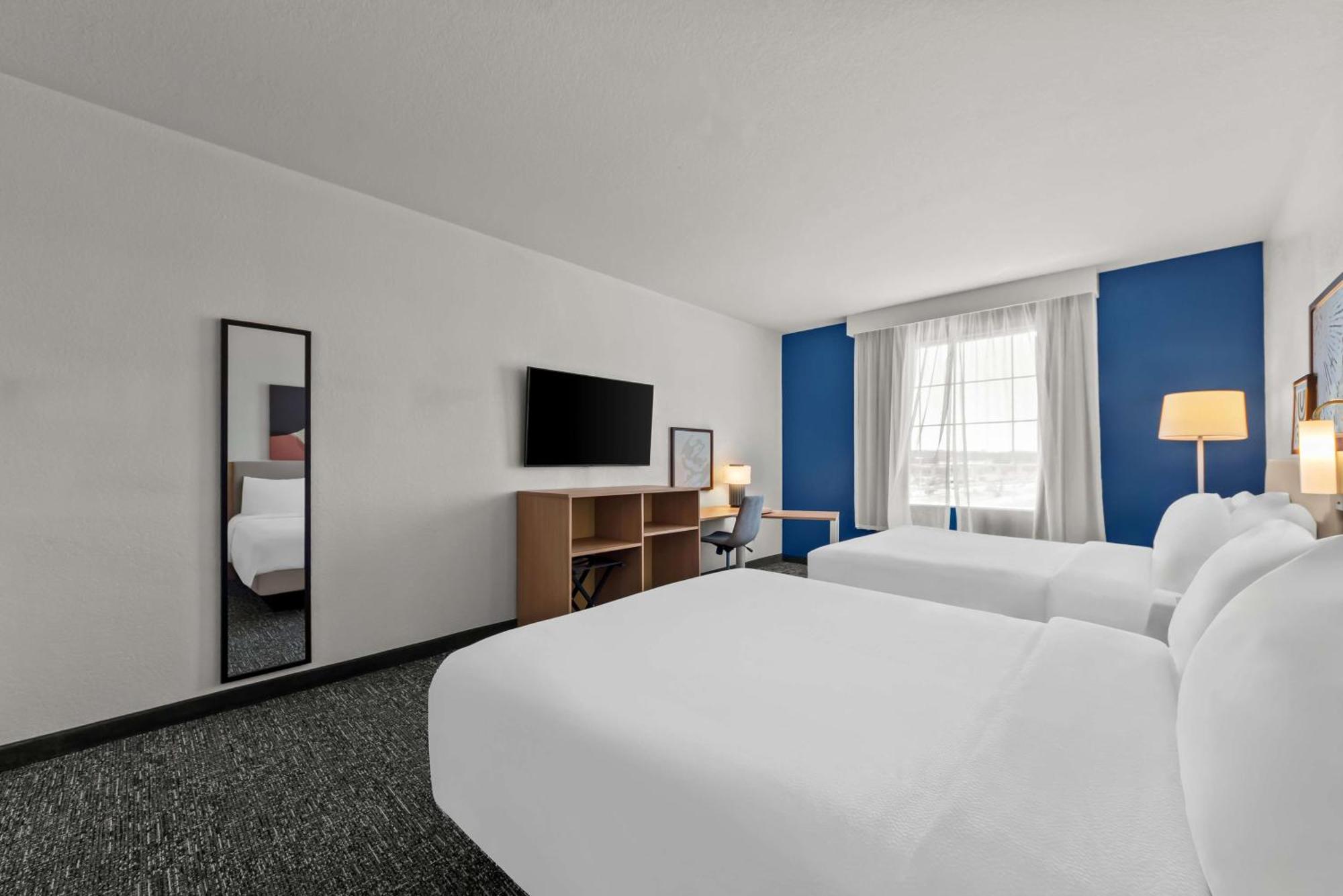 Spark By Hilton Selma Exterior foto